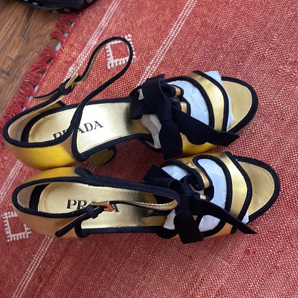 NEW Prada 2008 Fairy collection carved orchid heels - Picture 8 of 11